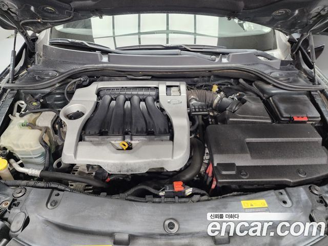 Renault Korea SM5  2010 — photo 4