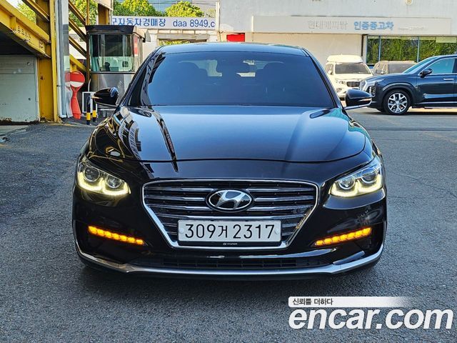 Hyundai Grandeur 2017 — photo 1