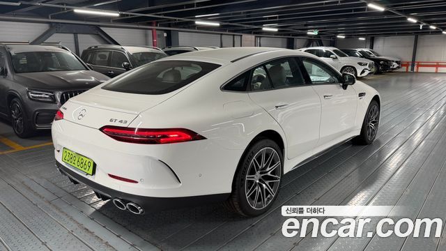 Mercedes-Benz AMG GT 2025 — photo 6