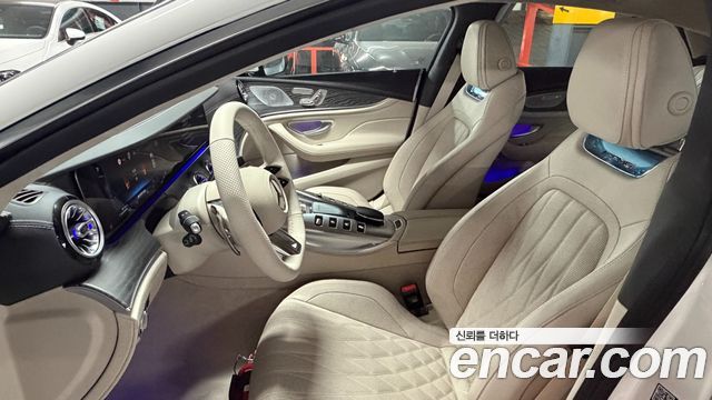 Mercedes-Benz AMG GT 2025 — photo 12
