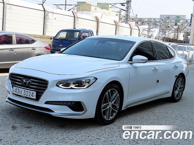 Hyundai Grandeur 2019 — photo 1