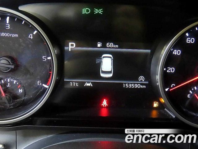 Kia Canival 2023 — photo 9