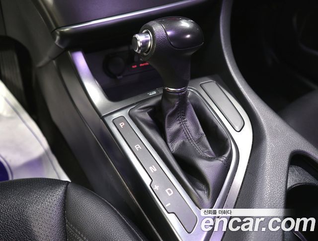 Kia K5 2015 — photo 13