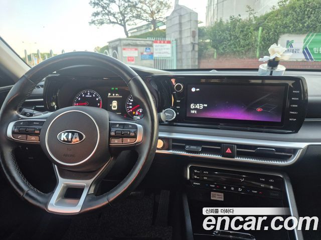 Kia K5 2020 — photo 12