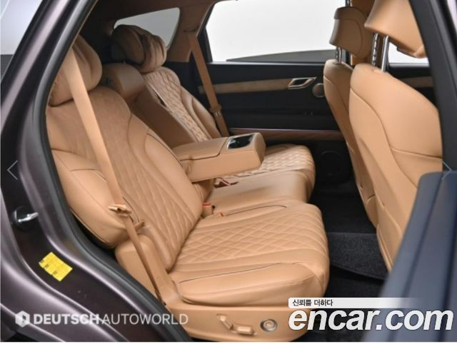 Genesis GV80 2023 — photo 12