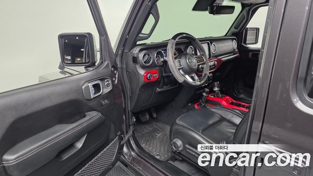 Jeep Wrangler 2019 — photo 13