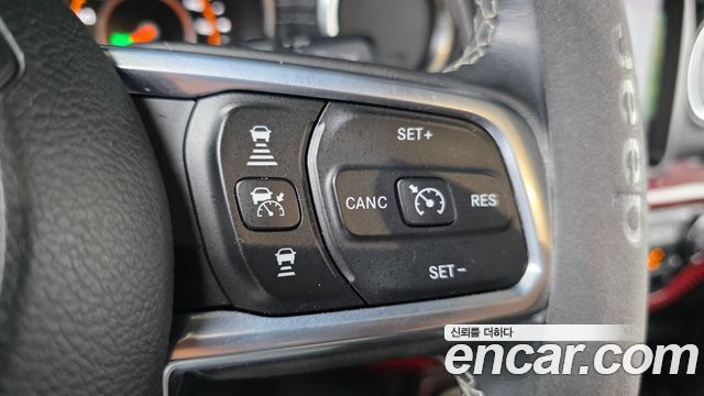 Jeep Wrangler 2019 — photo 20
