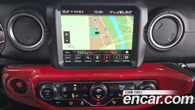 Jeep Wrangler 2019 — photo 21