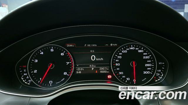 Audi A6 2014 — photo 8