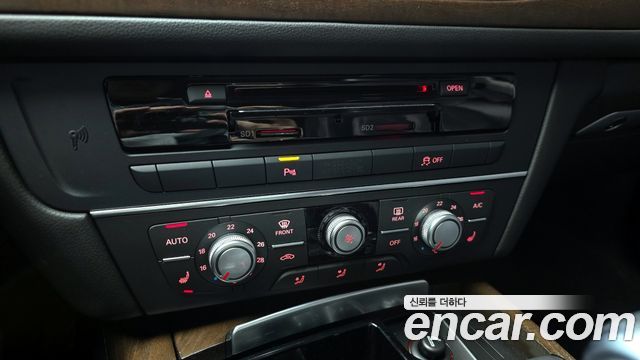 Audi A6 2014 — photo 16