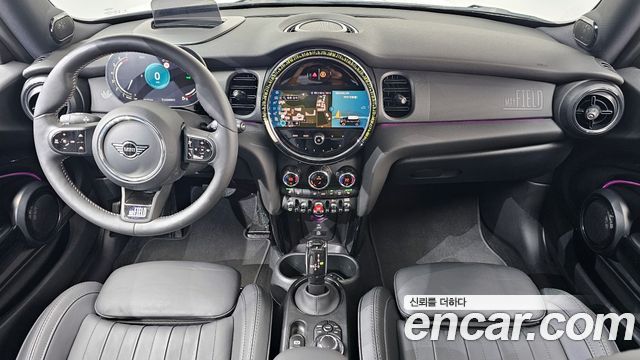 Mini Cooper 2024 — photo 7