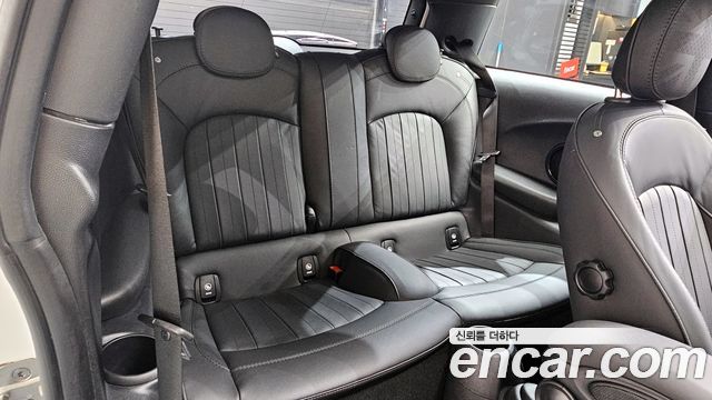 Mini Cooper 2024 — photo 11