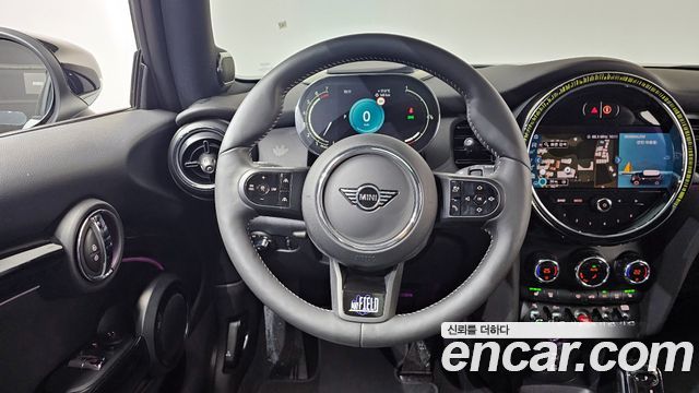 Mini Cooper 2024 — photo 12