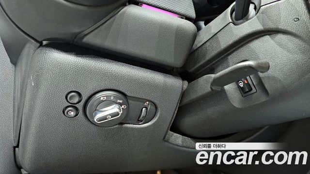 Mini Cooper 2024 — photo 17