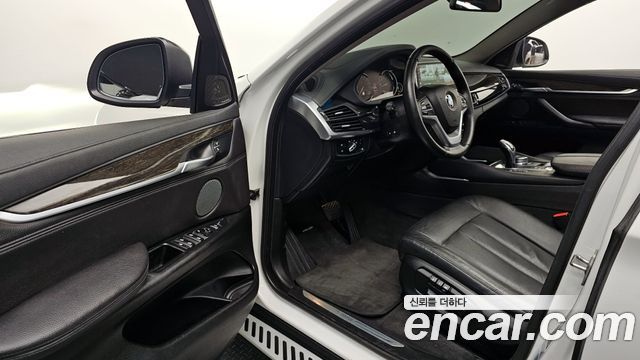 BMW X6 2017 — photo 10