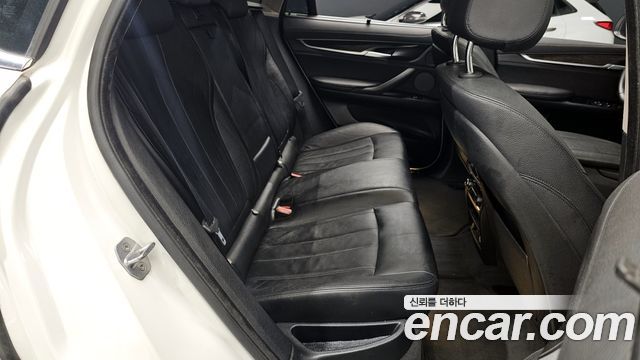 BMW X6 2017 — photo 11