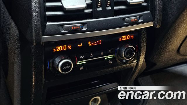 BMW X6 2017 — photo 17