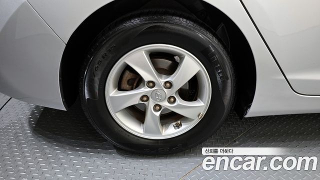 Hyundai AVANTE 2015 — photo 5