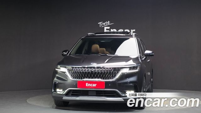 Kia Canival 2021 — photo 3