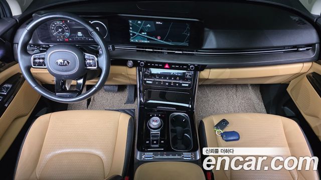 Kia Canival 2021 — photo 10