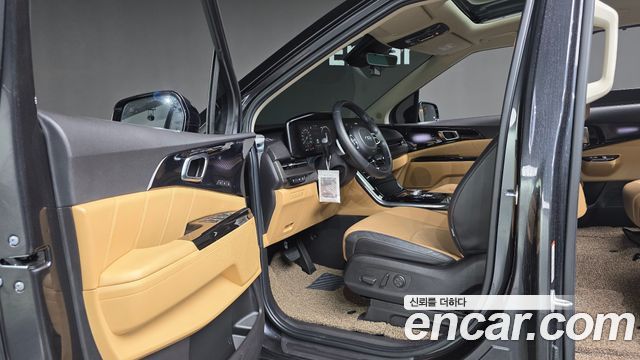 Kia Canival 2021 — photo 13