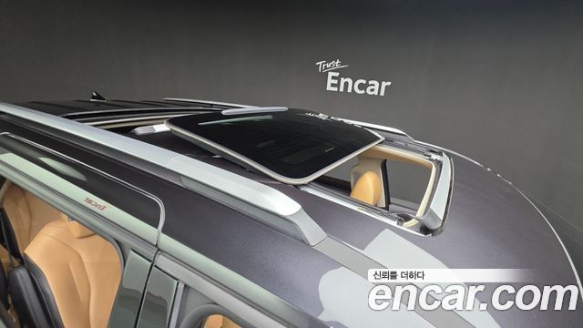 Kia Canival 2021 — photo 17