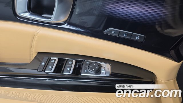 Kia Canival 2021 — photo 18
