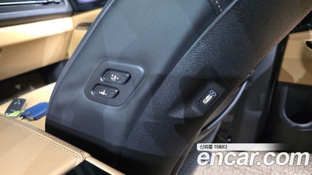 Kia Canival 2021 — photo 33