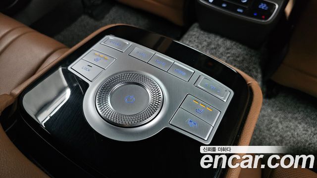 Genesis G80 2021 — photo 24