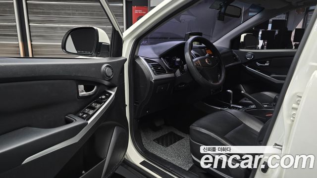 KG Mobility KORANDO 2015 — photo 13