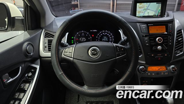 KG Mobility KORANDO 2015 — photo 19