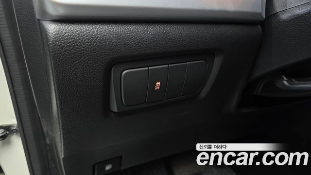 KG Mobility KORANDO 2015 — photo 22