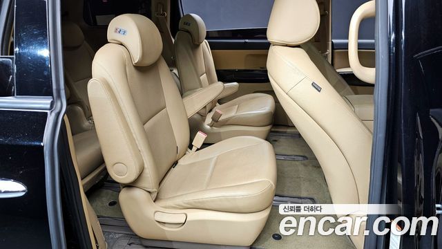 Kia Canival 2019 — photo 17