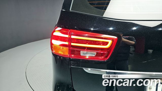 Kia Canival 2019 — photo 9