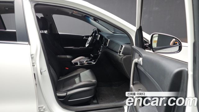 Kia Sportage 2019 — photo 18
