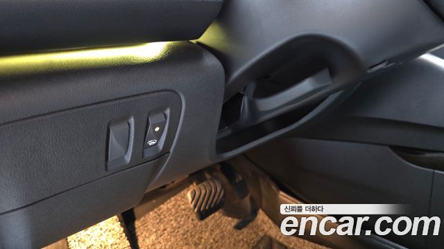 Renault Korea SM6 2016 — photo 21