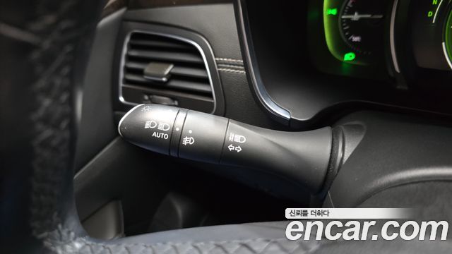 Renault Korea SM6 2016 — photo 22
