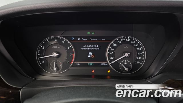 Genesis G90 2019 — photo 11