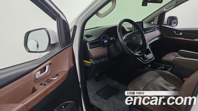 Hyundai Starex 2019 — photo 17
