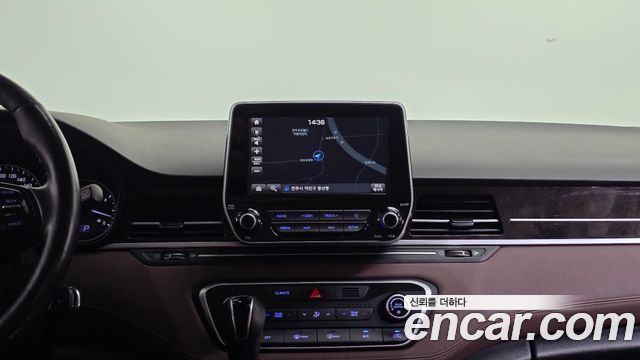 Hyundai Starex 2019 — photo 22