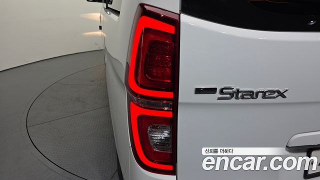 Hyundai Starex 2019 — photo 9