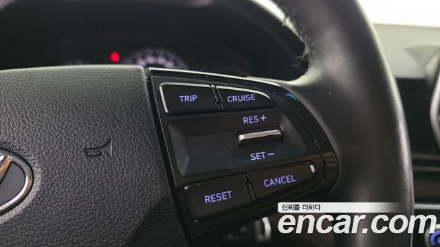 Hyundai Starex 2019 — photo 27