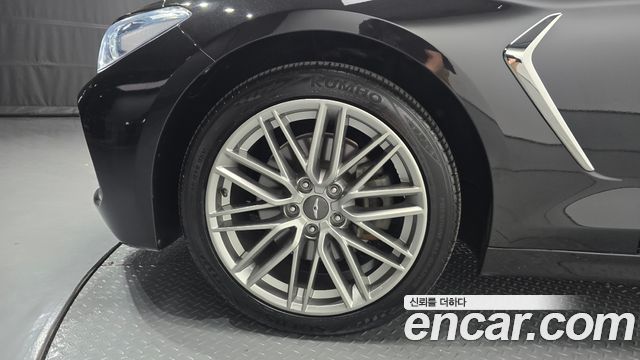 Genesis G70 2019 — photo 5