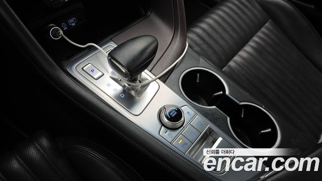 Genesis G70 2019 — photo 9