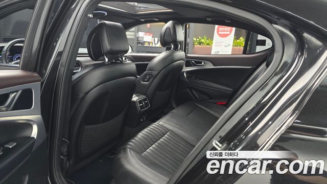 Genesis G70 2019 — photo 11