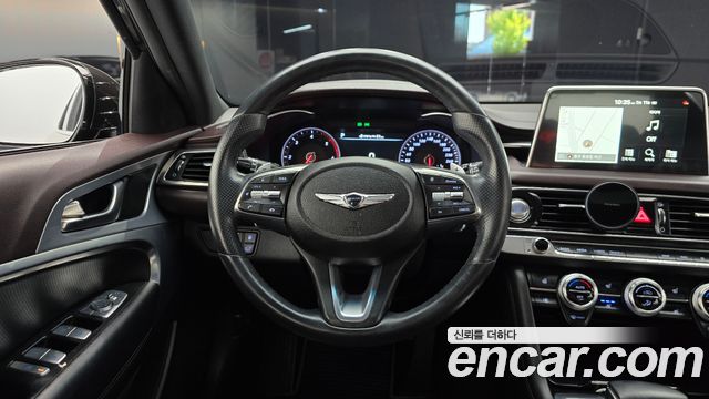 Genesis G70 2019 — photo 12