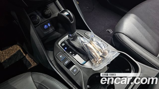 Hyundai Maxcruz 2016 — photo 9
