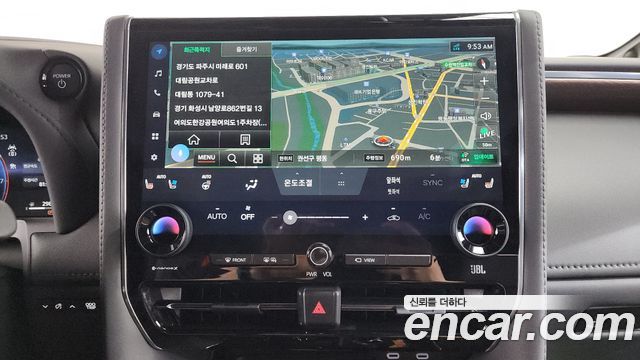 Toyota Alphard 2024 — photo 12