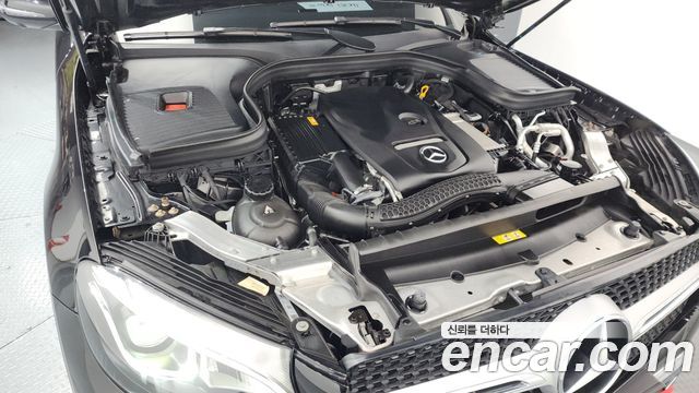 Mercedes-Benz GLC-Class 2019 — photo 6