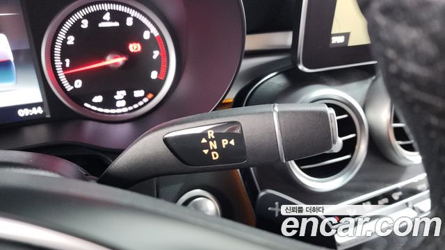 Mercedes-Benz GLC-Class 2019 — photo 9